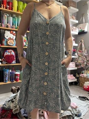 Final Touch Green Leaf Print Button-Front Sundress